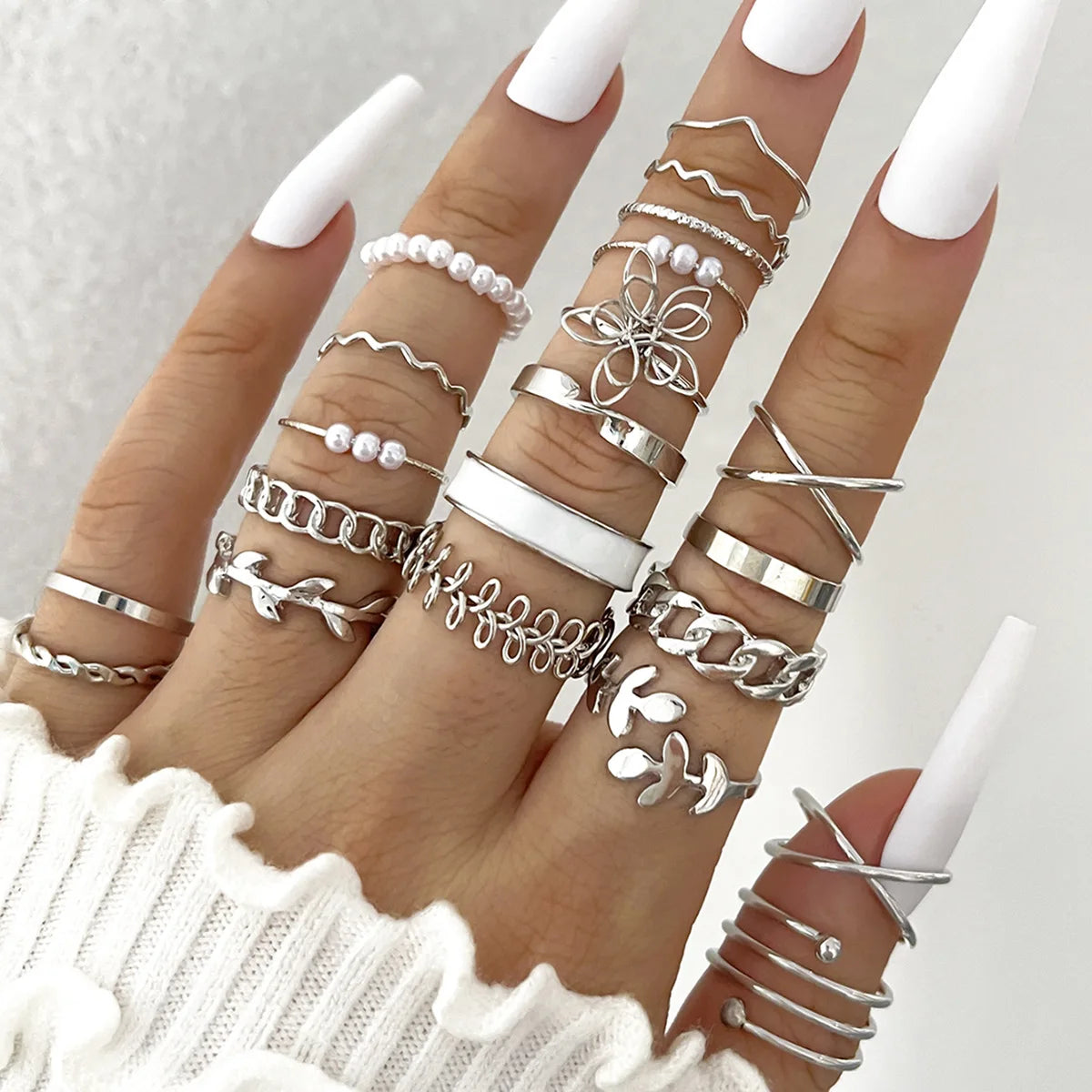 Elegant ring set