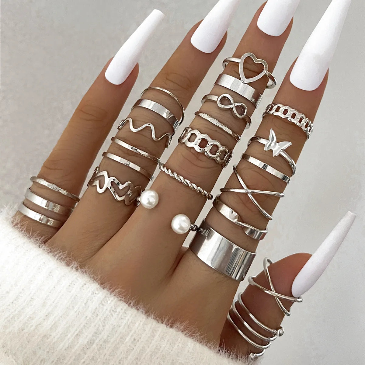 Elegant ring set