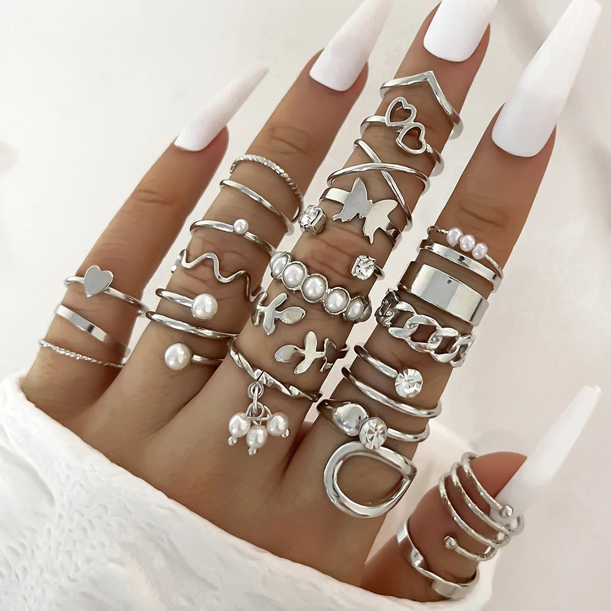 Elegant ring set