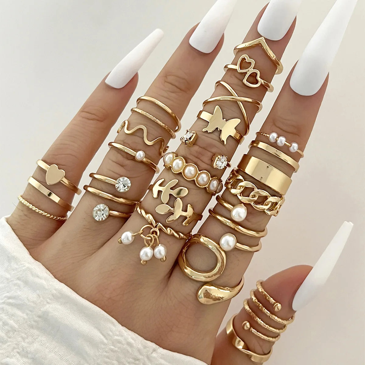 Elegant ring set