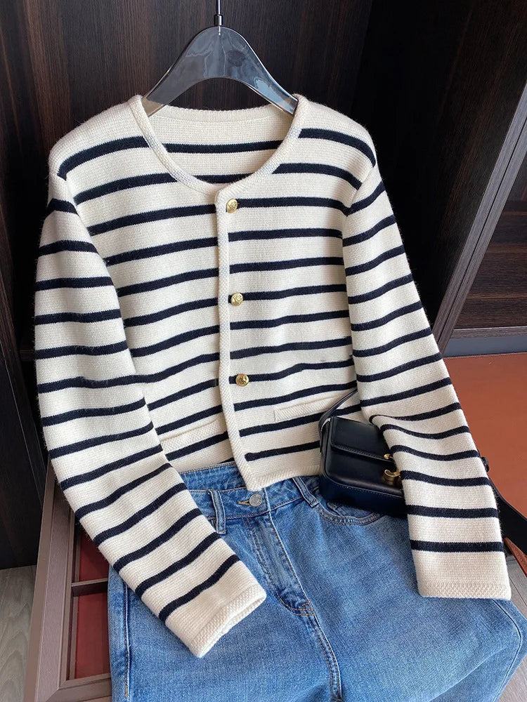 Women's cardigan