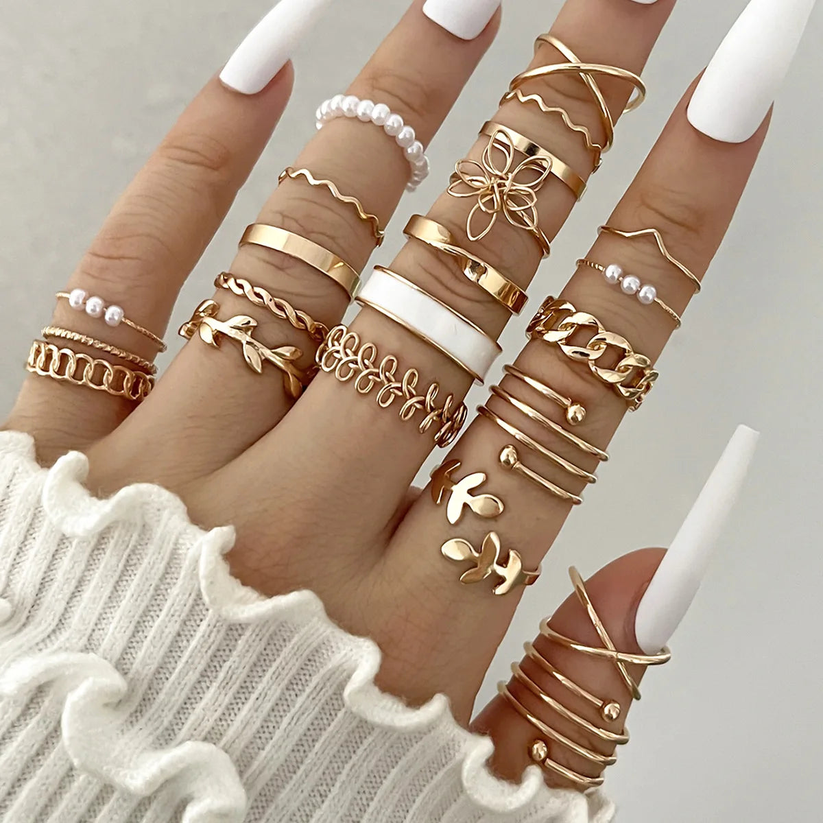Elegant ring set
