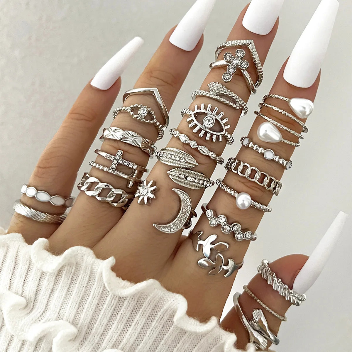 Elegant ring set